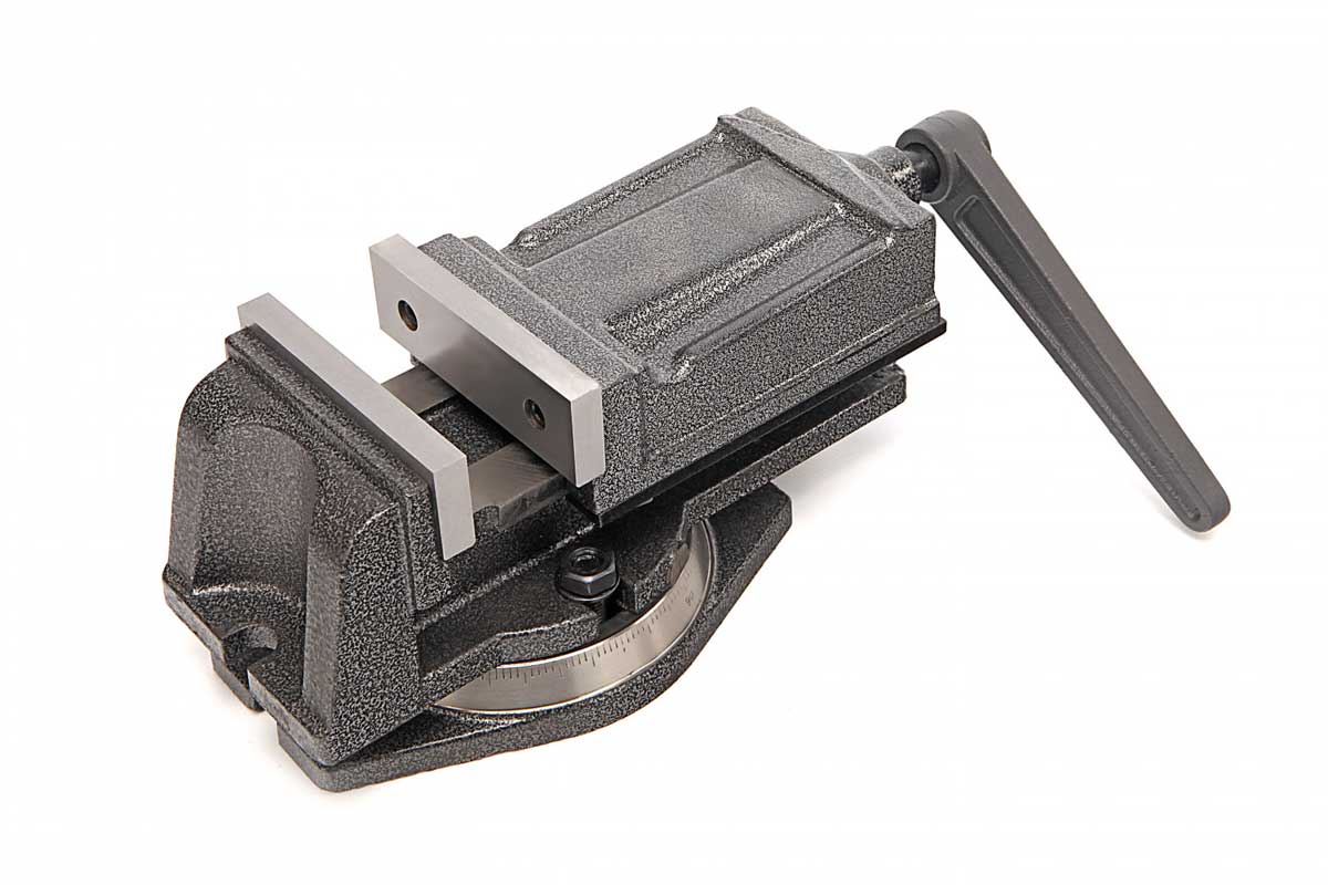 Litinový strojní svěrák typ 16 s odnímatelnou otočnou základnou pro strojní obrábění - šířka čelistí 100 mm