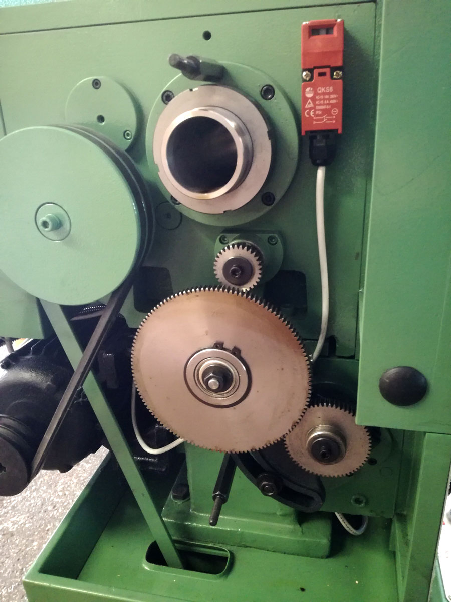 Warco GH1439, klasický hrotový soustruh na kov s převodovkou, 230 V, 800 kg