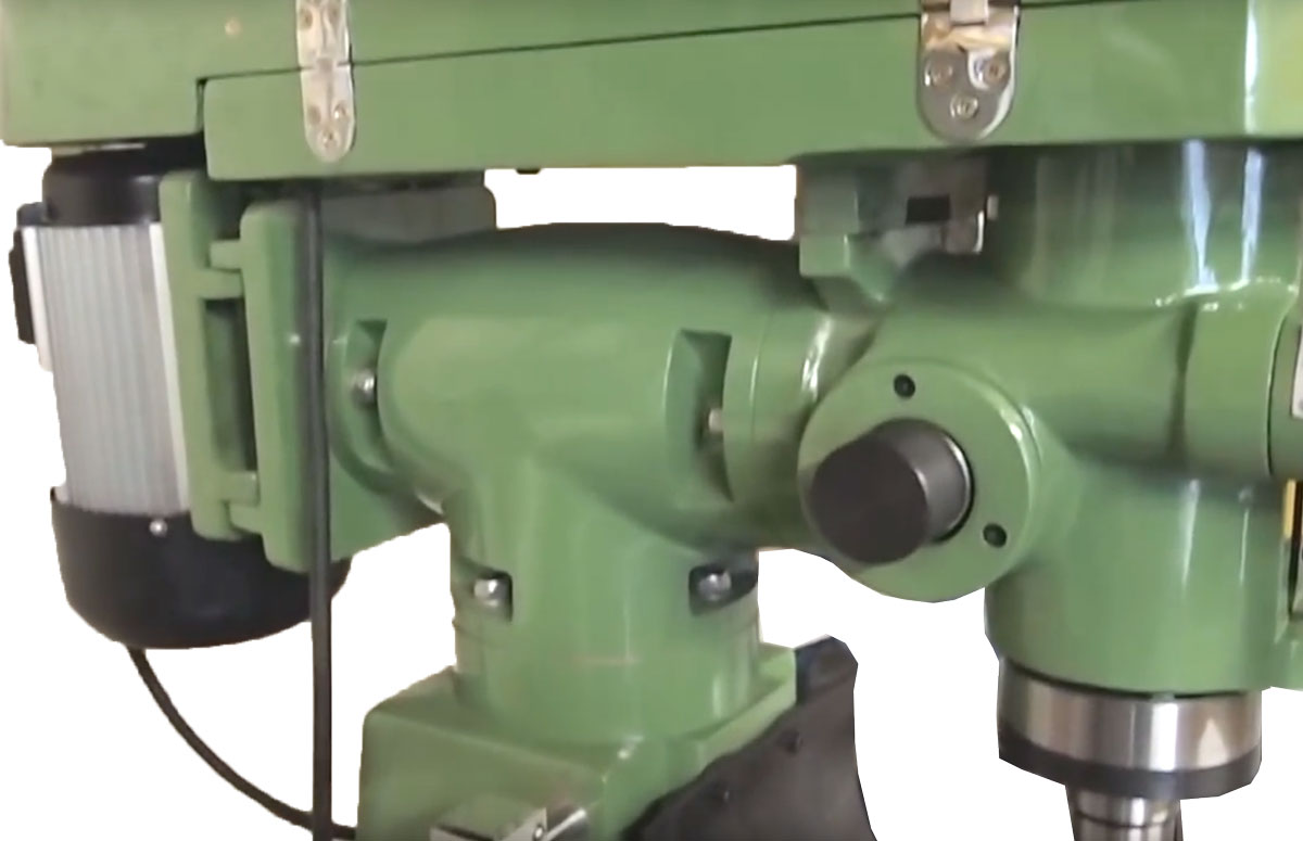 Warco VMC, univerzální frézka, věžový typ, R8, 400V, 415 kg