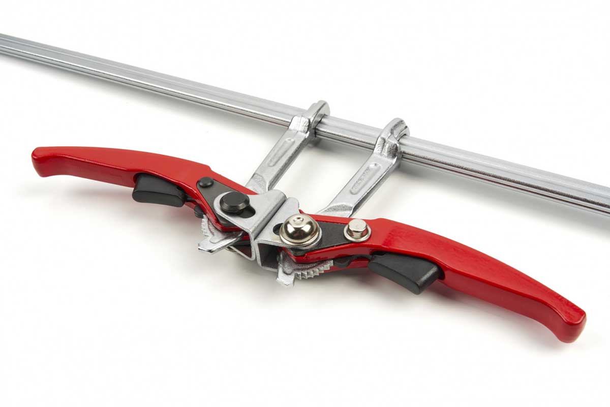 Truhlářská rychlostavitelná svěrka pro vnější i vnitřní lepení, rozsah do 500 mm