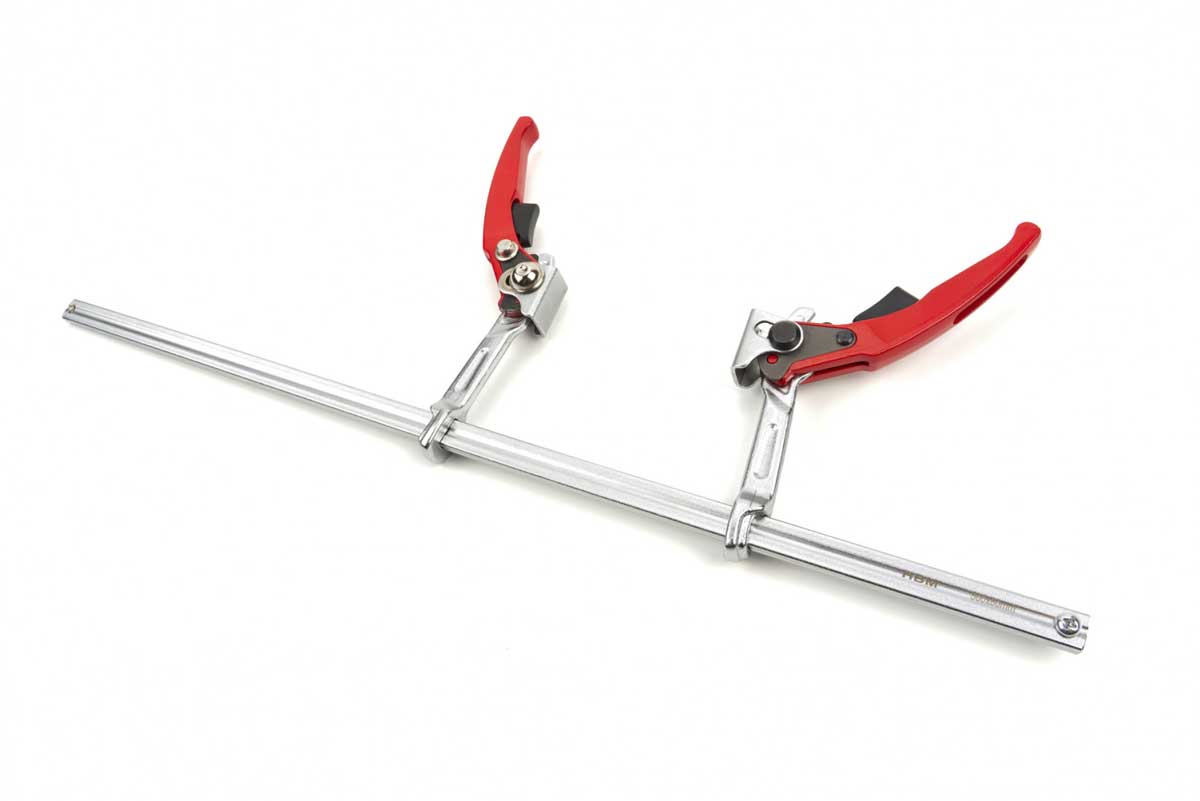 Truhlářská rychlostavitelná svěrka pro vnější i vnitřní lepení, rozsah do 1200 mm