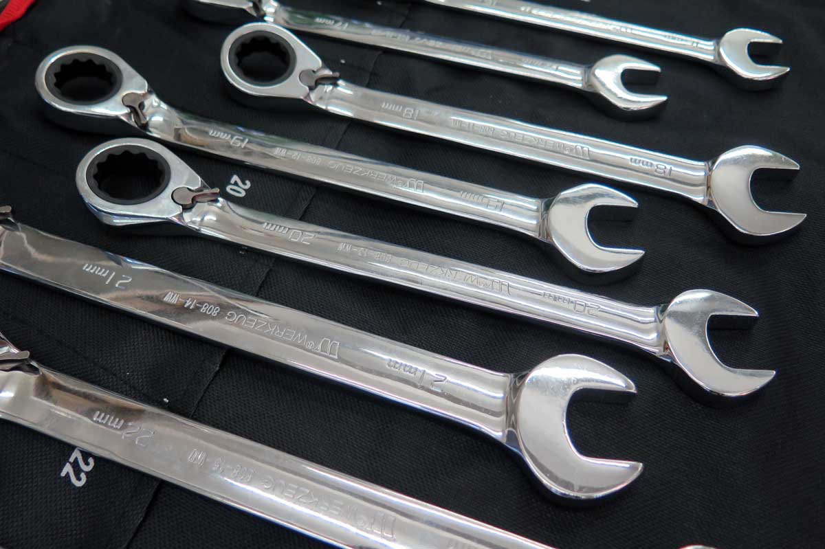 Klíč očkoplochý ráčnový 17 mm, CrV, Welzh