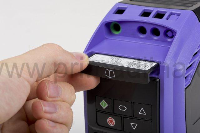 Invertek Optidrive E3, frekvenční měnič, vstup 1f, 230V / výstup 3f, IP 66, 1.5 kW, potenciometr, START/STOP, hlavní vypínač, LED displej