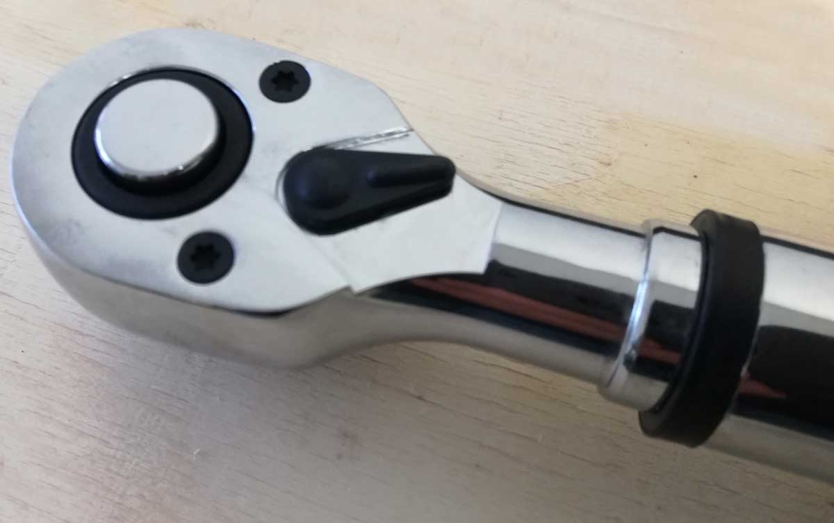 Momentový klíč 3/8'' 27-135 Nm, digitální s nastavením úhlu, Welzh