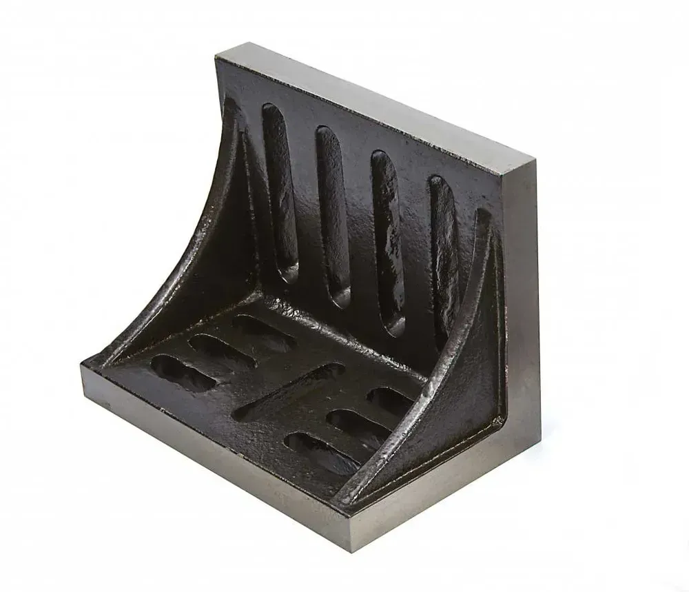 Vyztužená broušená litinová úhlová upínací deska, 155 x 128 x 115 mm