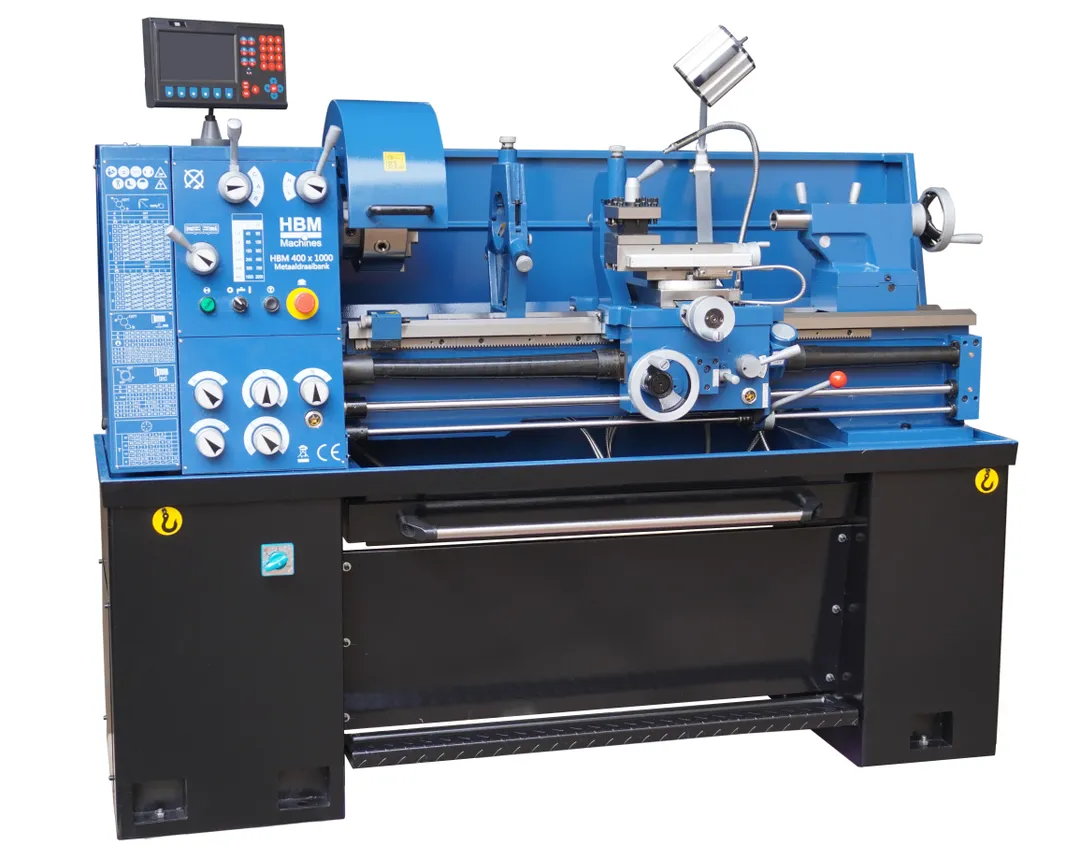 HBM 400 x 1000 LCD-DRO, profesionální hrotový soustruh na kov, vrtání osy vřetene 52 mm, 3 převodovky v oleji, 3-osé digitální odměřování, plně vybavený, motor 2.2 kW, 400 V, 900 kg