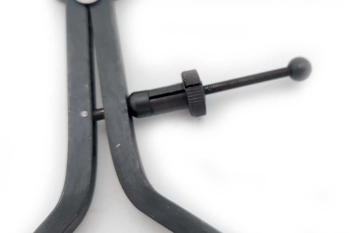 Hmatadlo vnější ČSN 25 1210 se stavěcím šroubem, 0-120 mm, délka 150 mm, KM