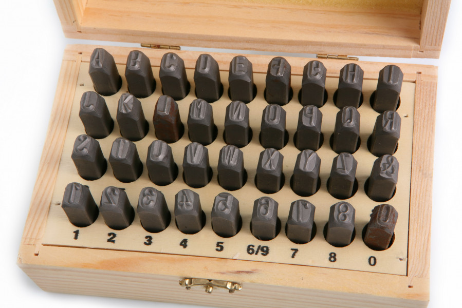 Sada raznic A-Z a 0-9, 7 mm, 36 ks