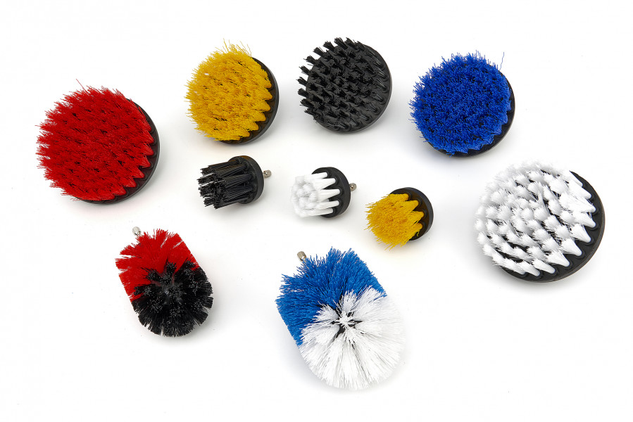 31 dílná sada čistících kartáčů, leštících a brusných kotoučů pro vrtačky