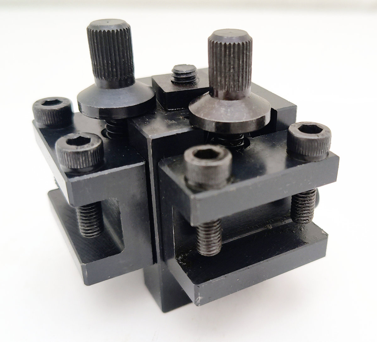 Rychloupínač nástrojů pro mini soustruhy 34 x 34 mm, se 4 samostatnými držáky