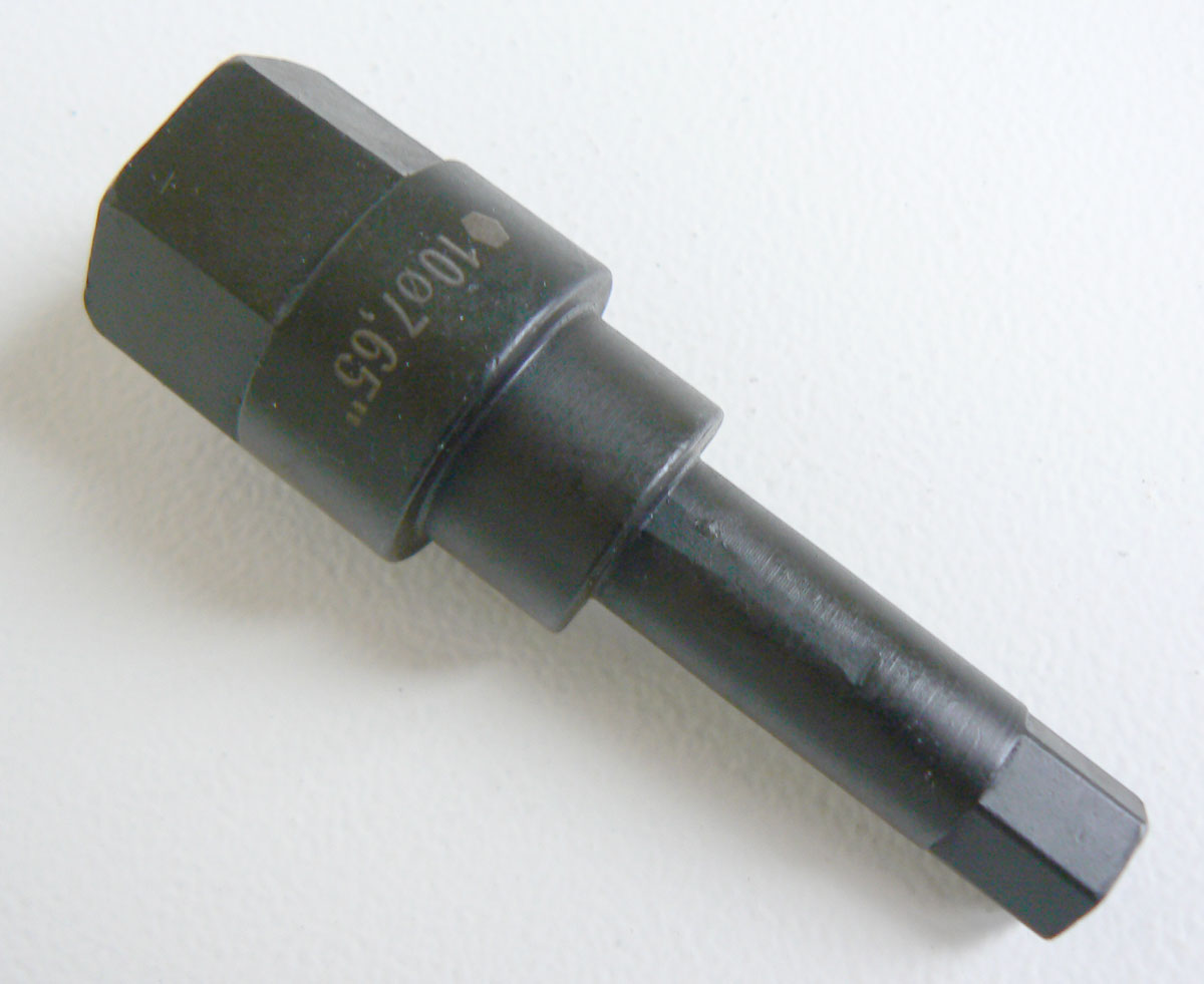 Klíč zástrčný Inbus 10 mm, extra hluboký otvor 7 mm pro vstřikovač, Triumf