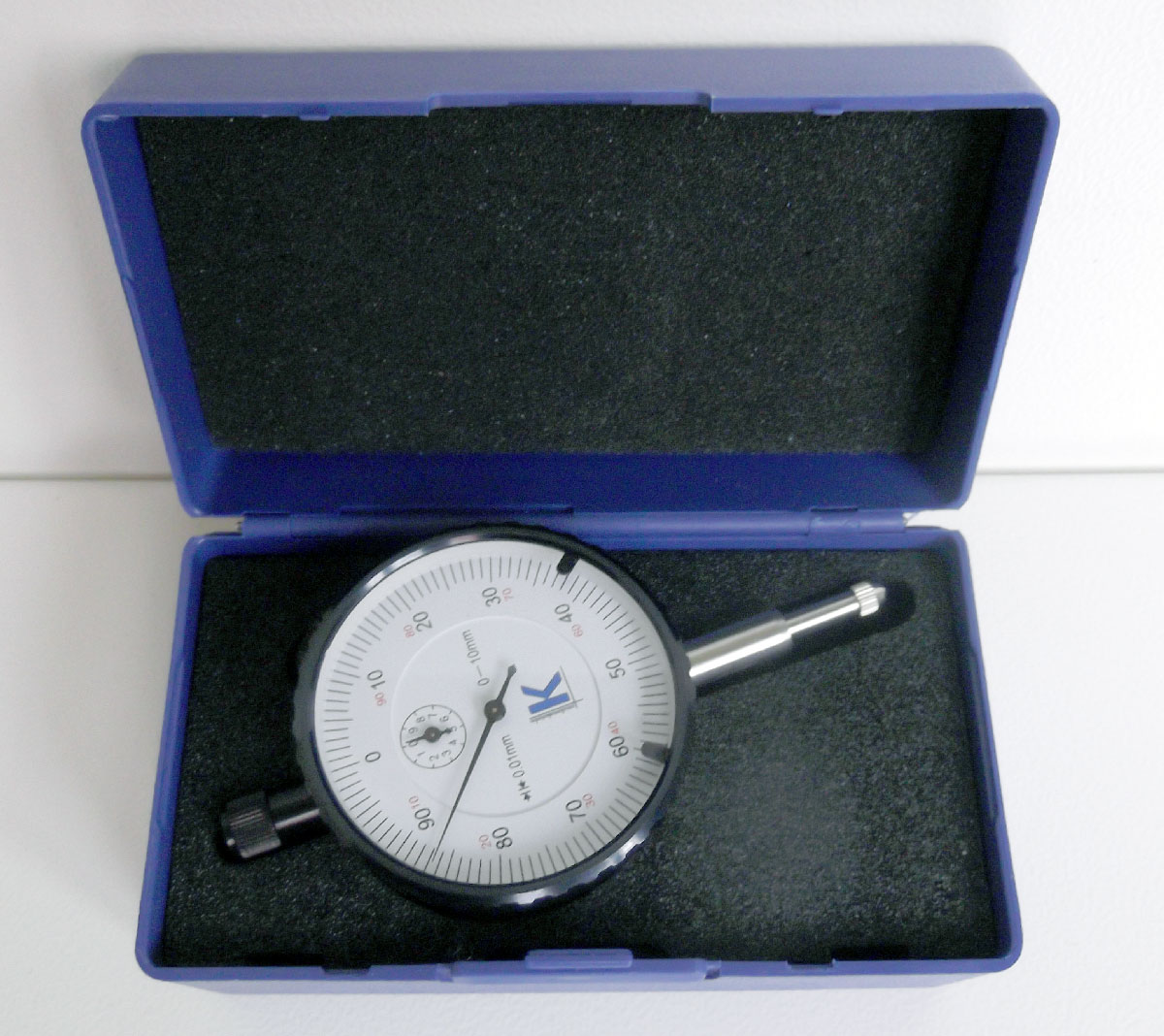 Odchylkoměr (úchylkoměr) analogový číselníkový s ouškem, KM