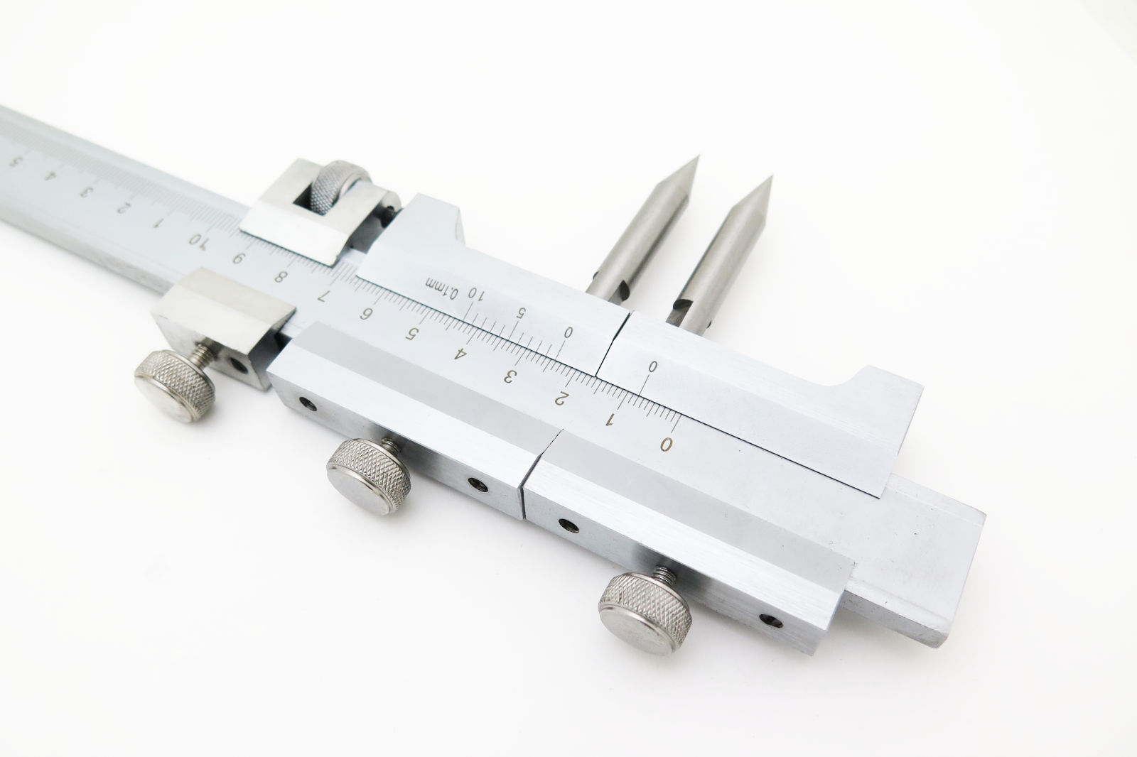 Kružidlo ploché s mm dělením a jemným stavěním, DIN 862, 2000 mm, KM