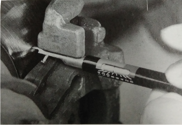 Přípravek na měření tloušťky brzdových destiček, Welzh