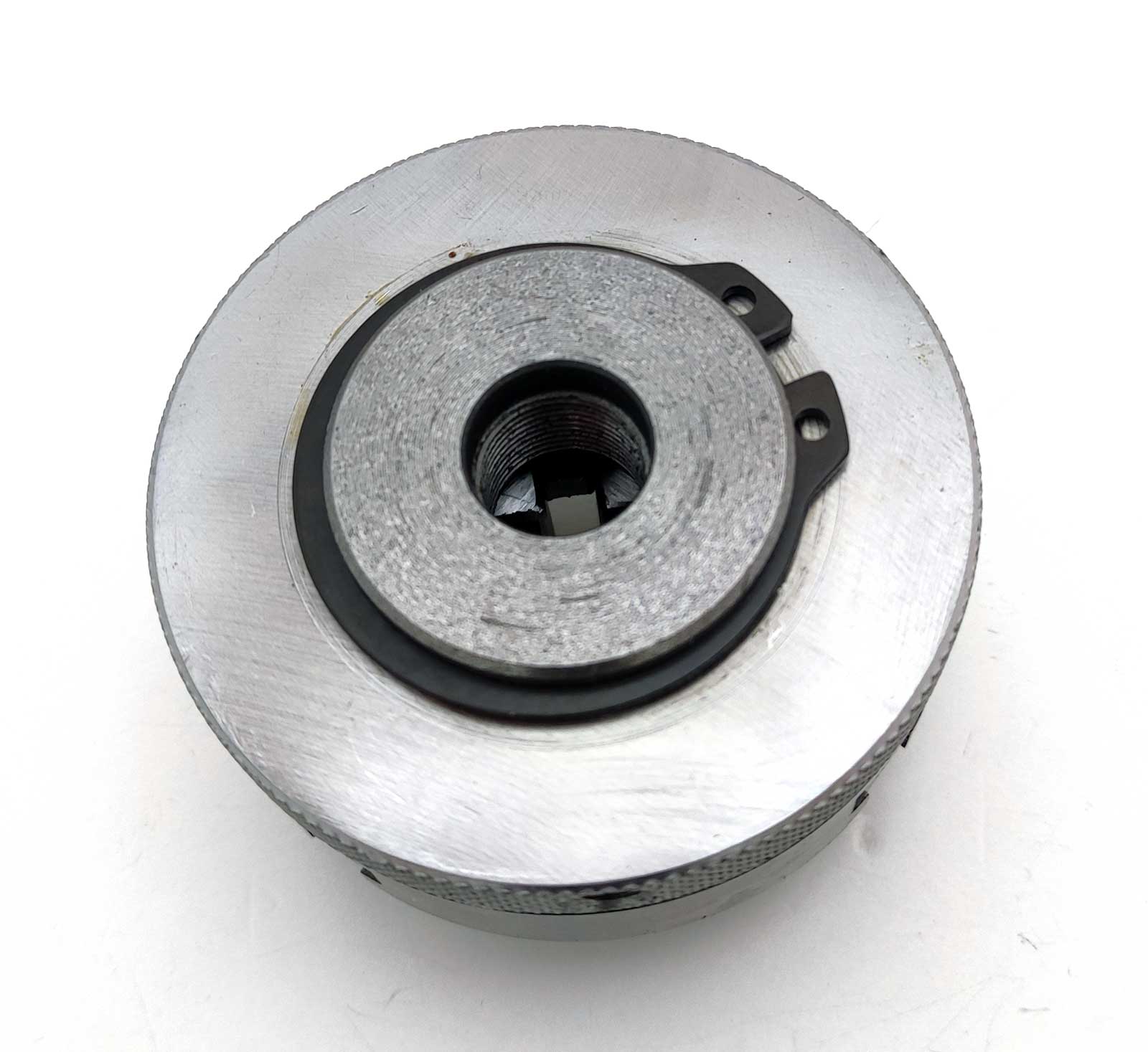 Samocentrovací soustružnické sklíčidlo 65 mm, 4 čelisti, závit 14 x 1 mm