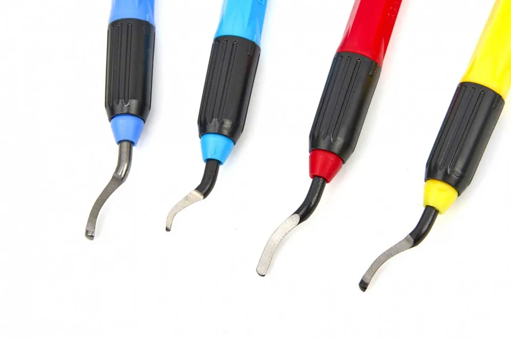 Malé ruční odhrotovače-odjehlovače se svorkou, sada 4 ks