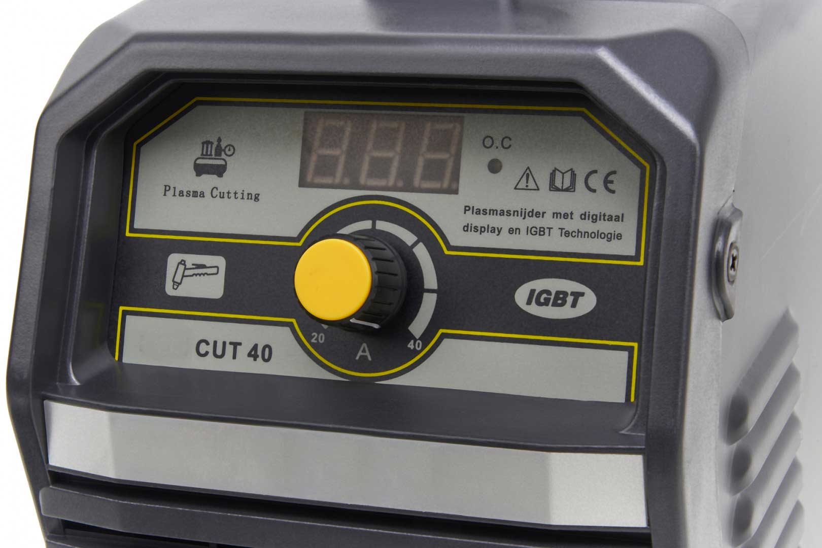 Plazmová řezačka CUT 40 s digitálním displejem a technologií IGBT