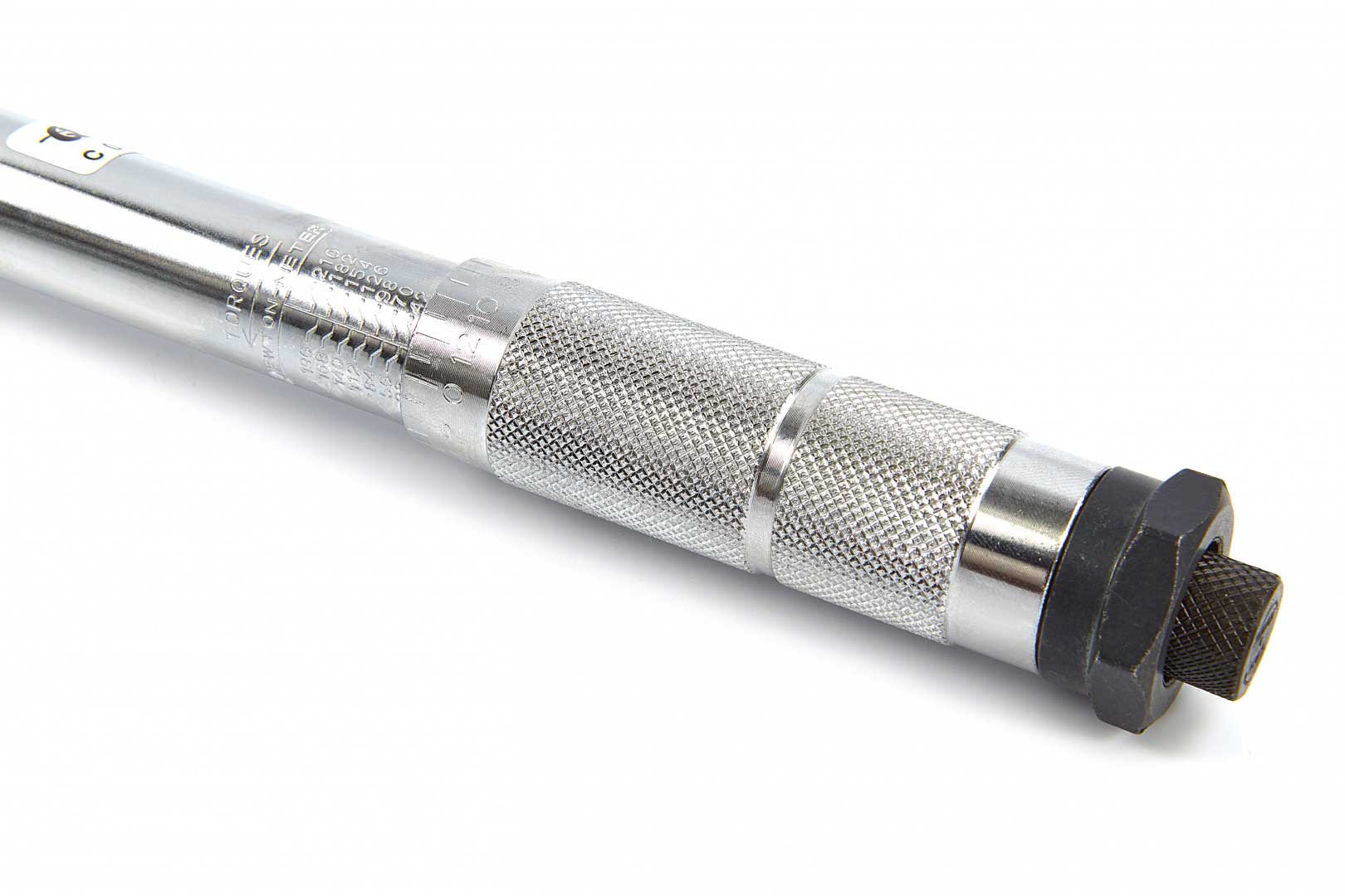 Klíč momentový 1/2“, rozsah 28 - 210 Nm, se sadou nástavců