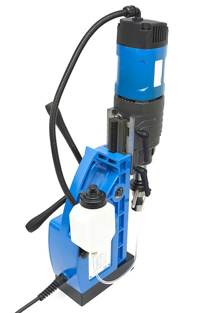 Robustní magnetická vrtačka 65 mm - přenosná vrtačka s vario otáčkami a závitovací funkcí, 26 kg