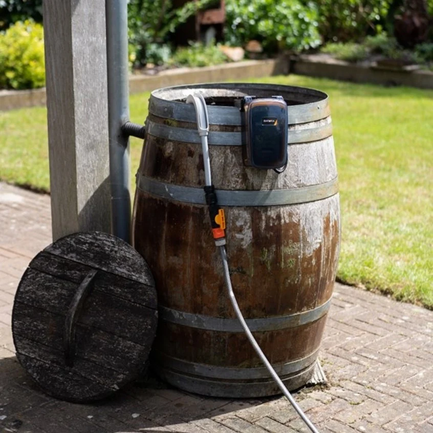 AKU bezdrátová vodní pumpa, vodní čerpadlo, 18V Li-Ion, 80W, průtok vody 1750 l/hod., bez baterie a nabíječky, bateriová platforma MAXXPACK BATAVIA