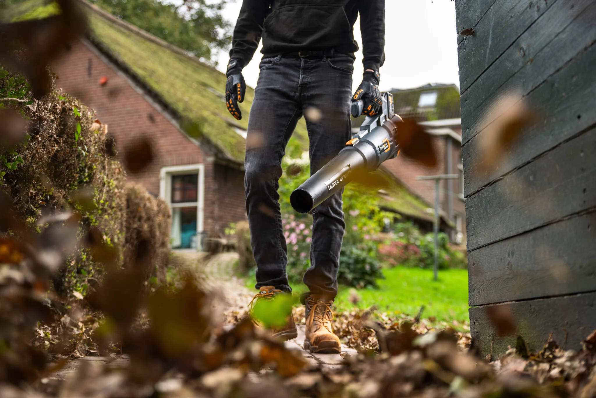 AKU fukar na listí a nečistoty ULTRA AIR Power, 18V Li-Ion, výkon 140 km/hod, bez baterie a nabíječky, bateriová platforma MAXXPACK BATAVIA