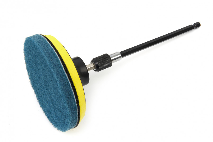 31 dílná sada čistících kartáčů, leštících a brusných kotoučů pro vrtačky