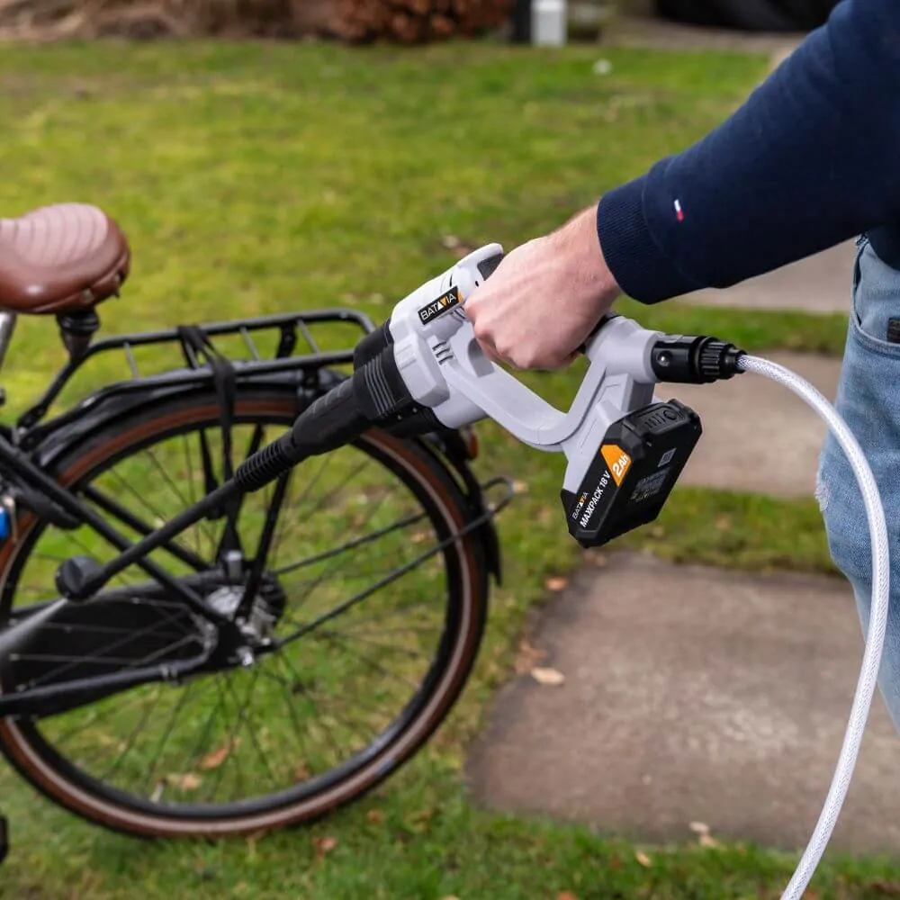Aku vapka, bezdrátový, tlakový čistič včetně čerpadla, filtru, plováku a 6m hadice. 22 bar, 120 l./hod. Bez baterie a nabíječky. MAXXPACK BATAVIA 7064735