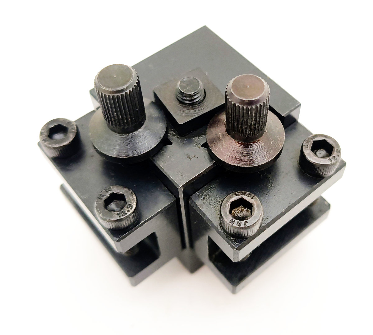 Rychloupínač nástrojů pro mini soustruhy 34 x 34 mm, se 4 samostatnými držáky