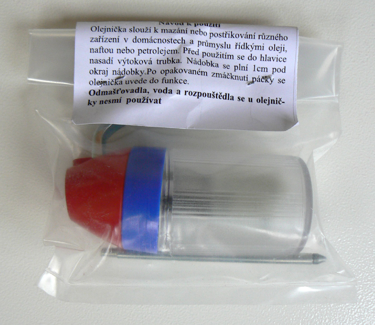 Olejnička plastová tlaková-stříkací 80 ml, Triumf