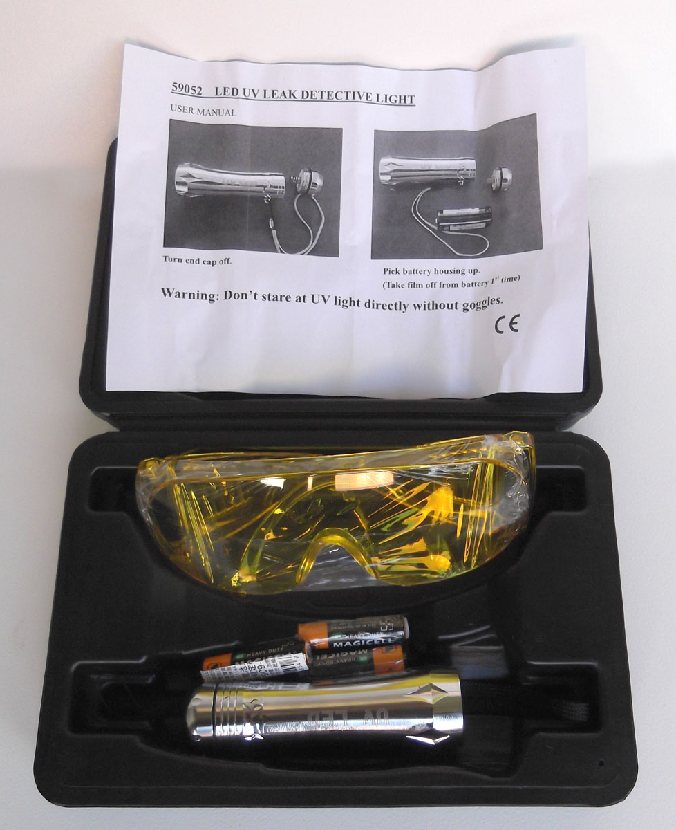 Světlo detekční UV a brýle UV, Triumf