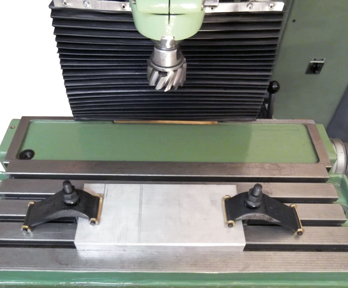 Litinové robustni upínky s výklopnými mosaznými ploškami - M12 - 10 dílů, Warco