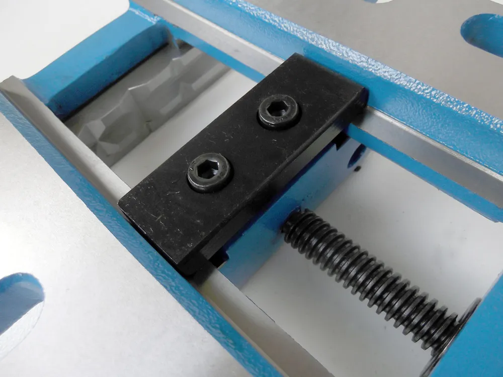 Přesný strojní svěrák pod vrtačku a frézku - šířka čelistí 125 mm, Warco