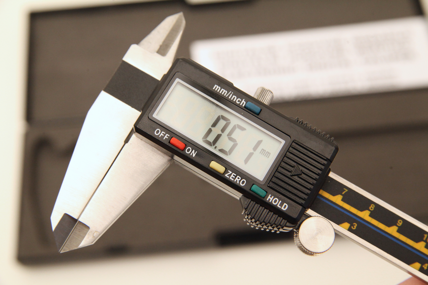 Posuvné měřítko digitální 200 mm - DIN 862, nový model, KM