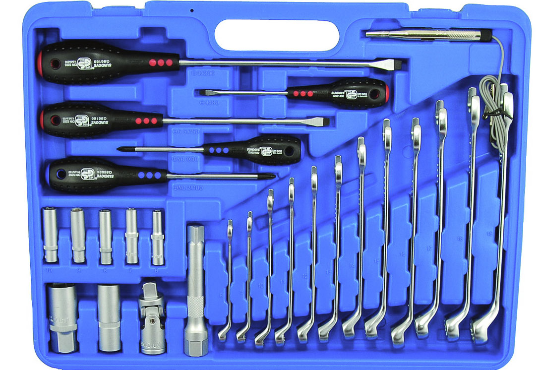 Sada nářadí v kufru, 1/4" + 1/2", Super-Lock 4- 32 mm, 105 dílů, Condor Werkzeug