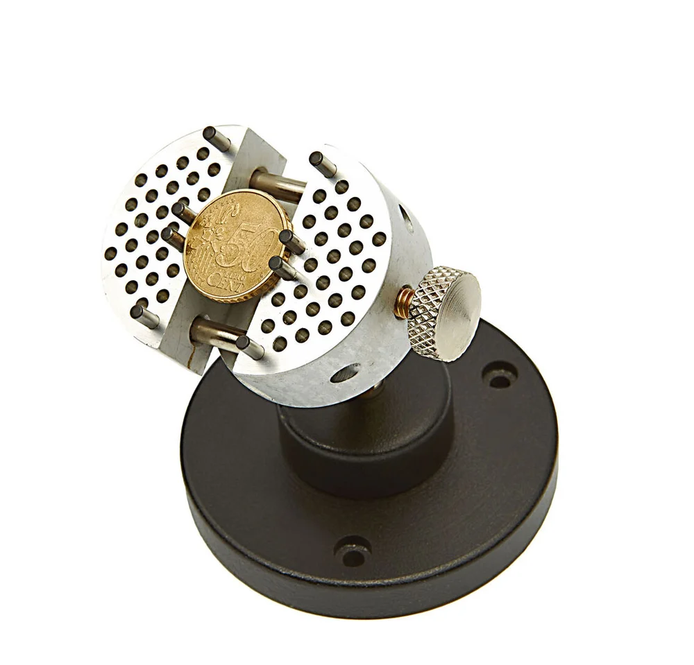 Držák pro gravírování, naklápěcí, pro upevnění k podložce