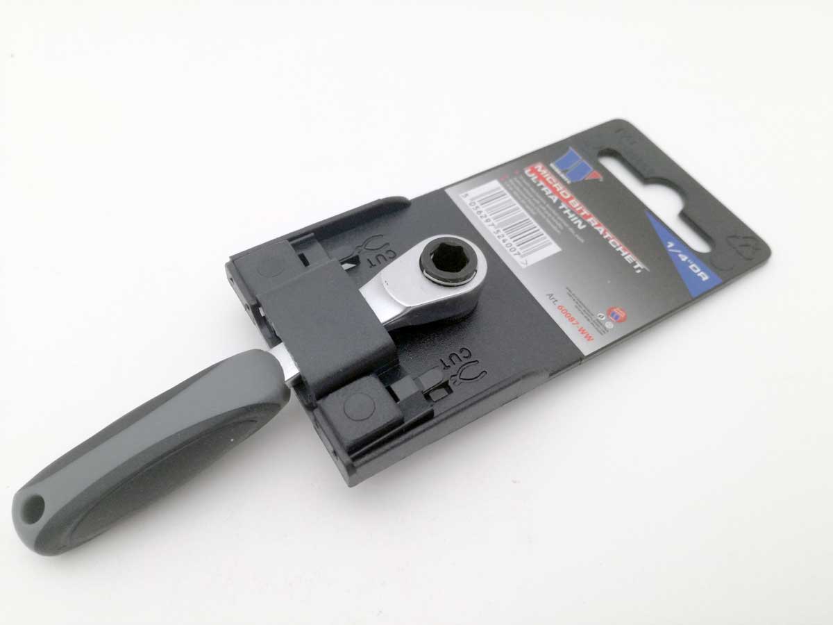 Mikro ráčna 1/4" na bity, ultra tenká, CrV, s přepínací páčkou a vyhazovákem, Welzh