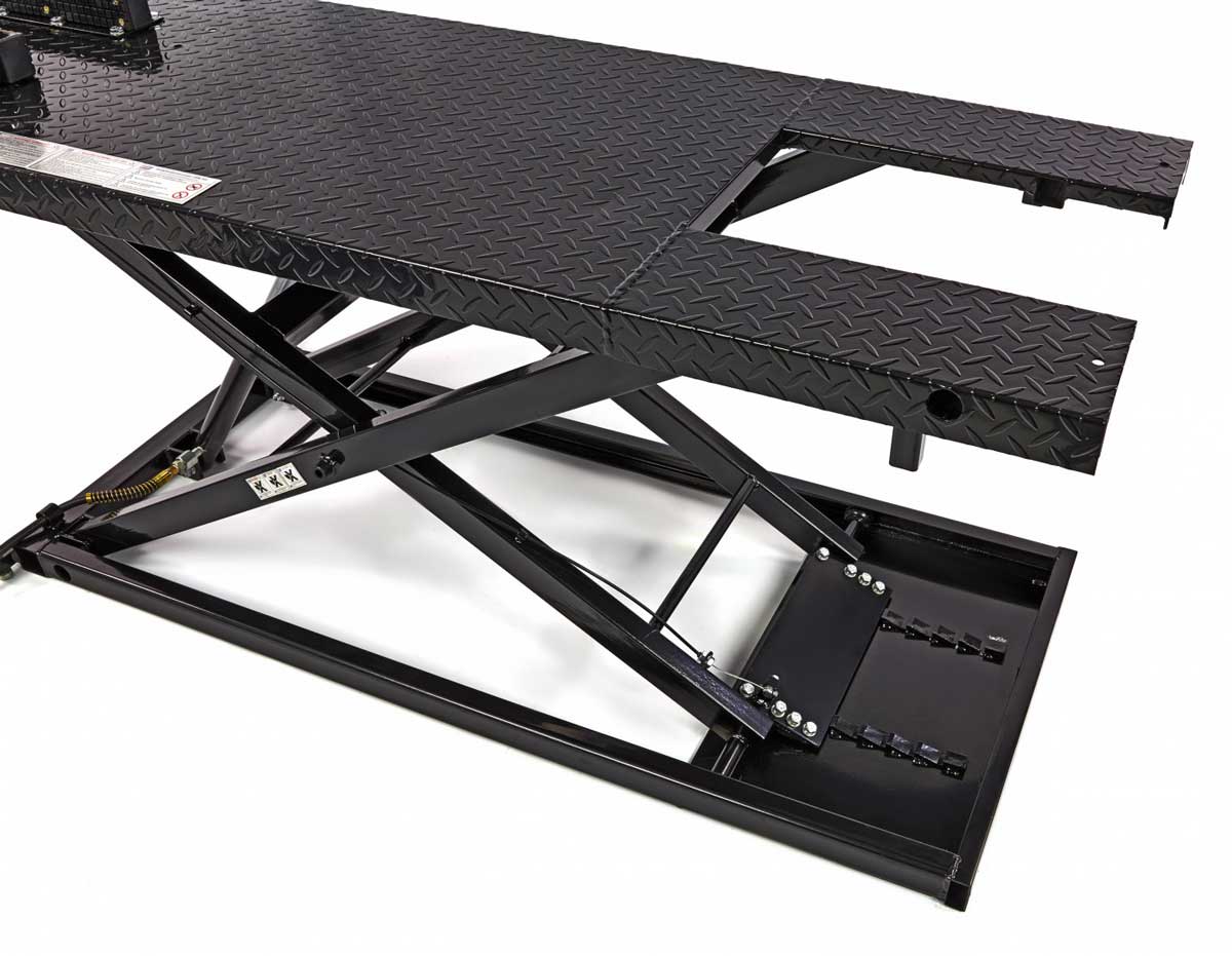 Robustní motocyklový zvedák 500 s hydraulicko-pneumatickým ovládáním, zvednutí až 700 kg, hmotnost 200 kg, černý