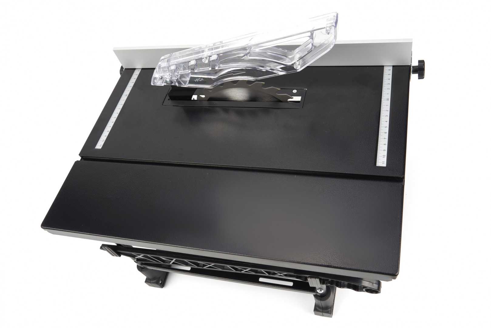 Stolní přenosná okružní pila - cirkulárka