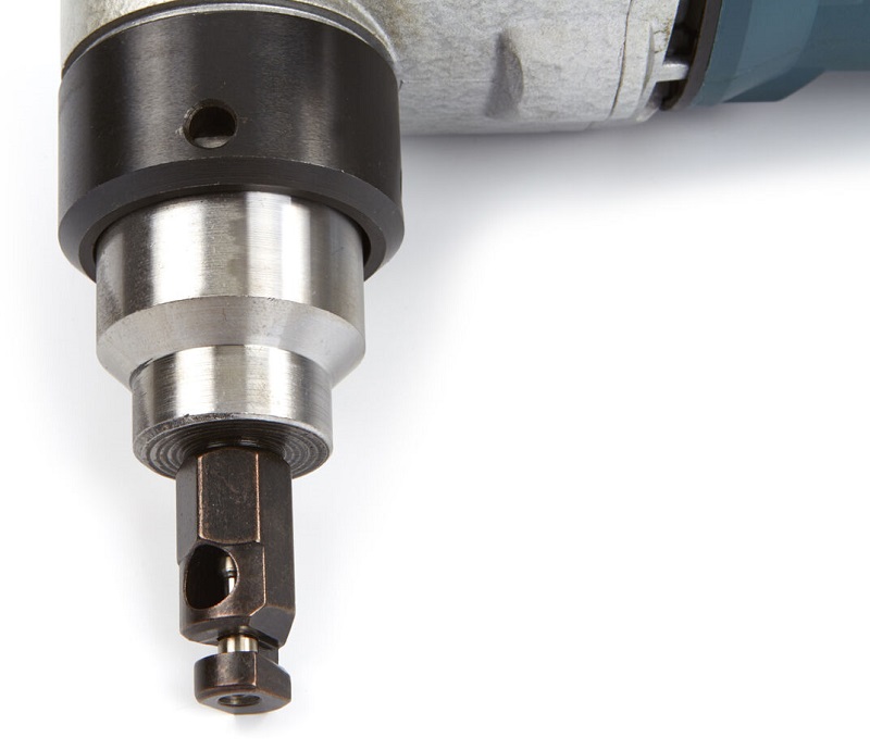 Elektrický prostřihovač plechu typ A, až do tloušťky plechu 4 mm, 2 hlavy pro vnější i vnitří prostřih, 625 W