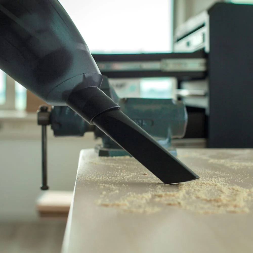 AKU bezdrátový, ruční vysavač 18V Li-Ion, sací výkon 4,1kPA, bez baterie a nabíječky, bateriová platforma MAXXPACK BATAVIA