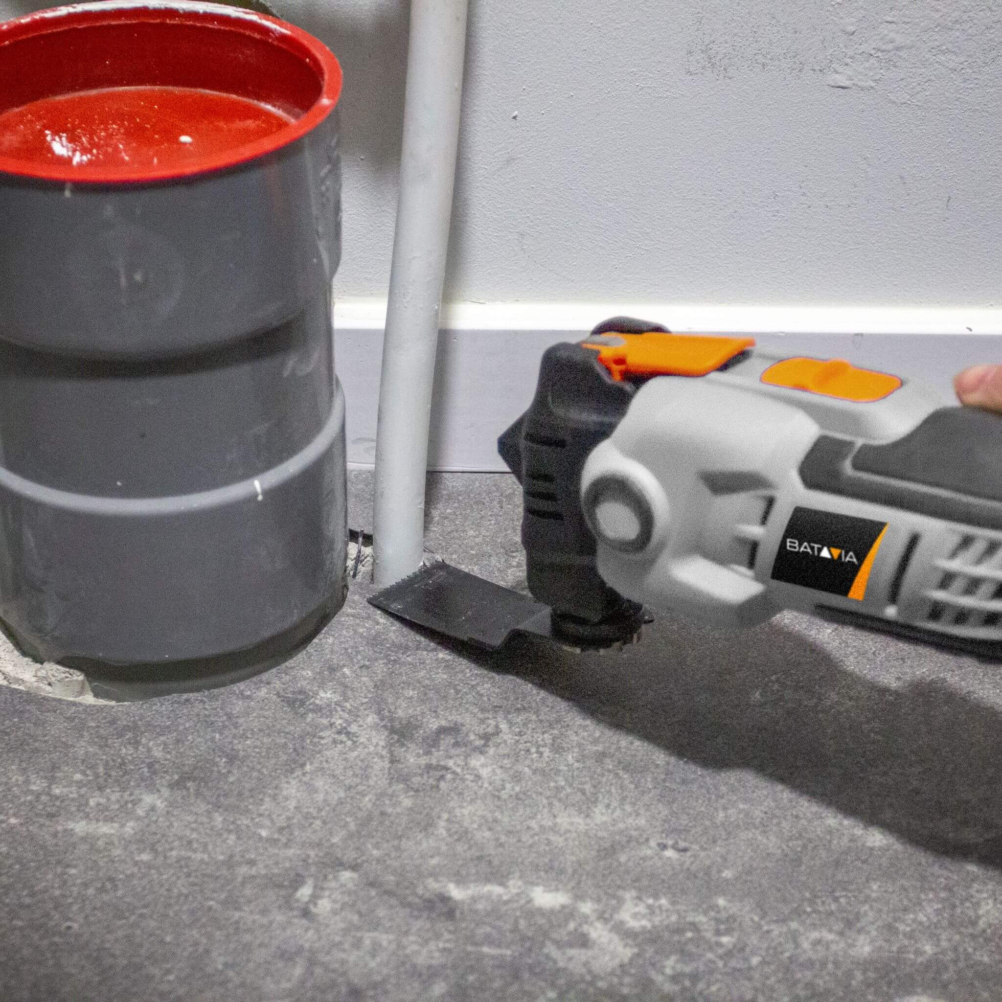 Aku Multitool, bezdrátový univerzální, mulifunkční, oscilační nástroj s potlačením hluku i vibrací, 5000 - 18000 ot./min., 18V Li-Ion, bez baterie a nabíječky, bateriová platforma MAXXPACK BATAVIA