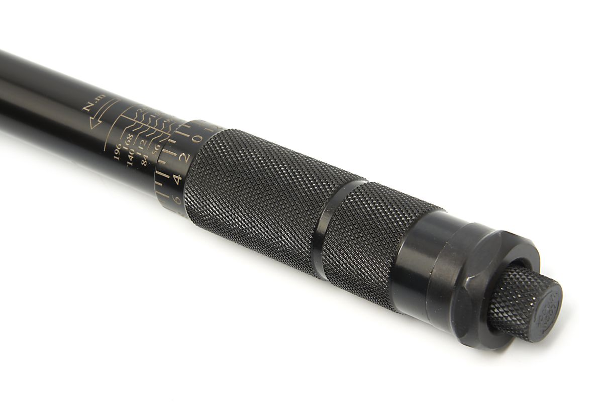 Klíč momentový 1/2“, rozsah 28 - 210 Nm