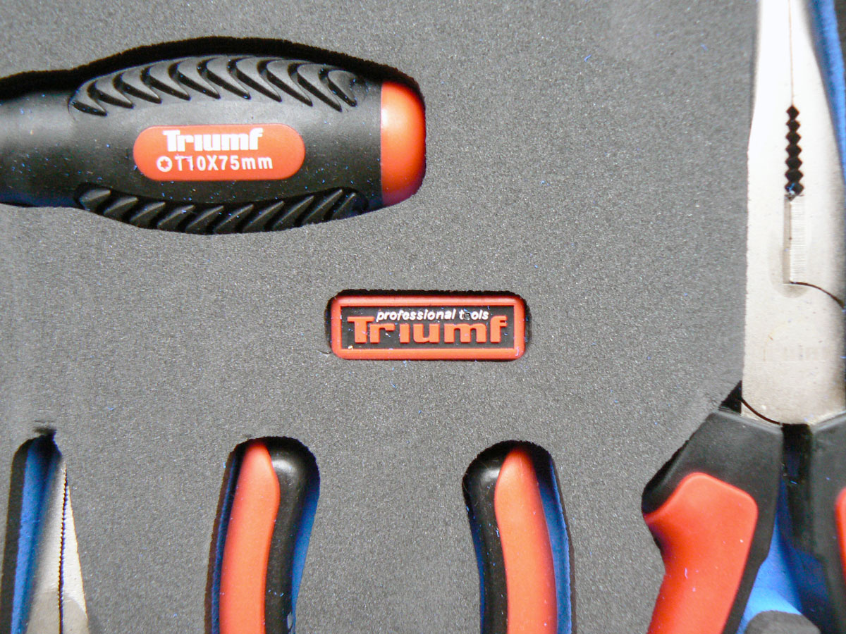 Modul kleští a šroubováků, 23 dílů, rozměr - 585 x 405 x 35 mm, Triumf