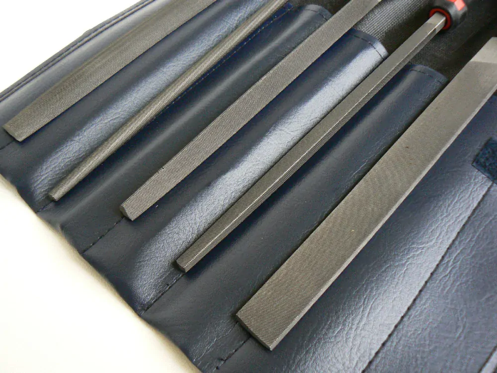 Pilníky sada, různé profily, dvoukomp. rukojeť délka 250 mm, v tašce, Triumf