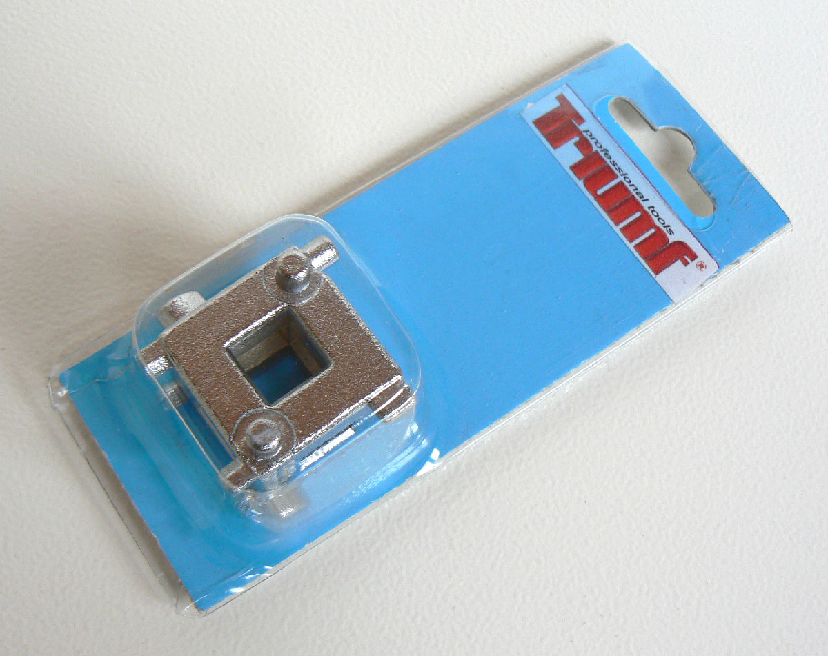 Přípravek pro zatočení a zatlačení brzdových pístků, vstup 3/8" kostka, Triumf