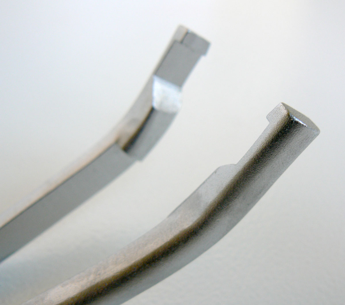 Kleště na demontáž kabelů žhavících svíček zahnuté, Condor Werkzeug