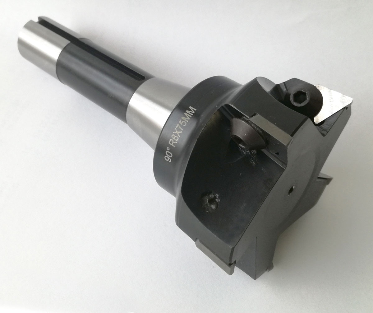 Frézovací nástroj s VBD - průměr 75 mm, 5 břitů, kužel R8, Warco