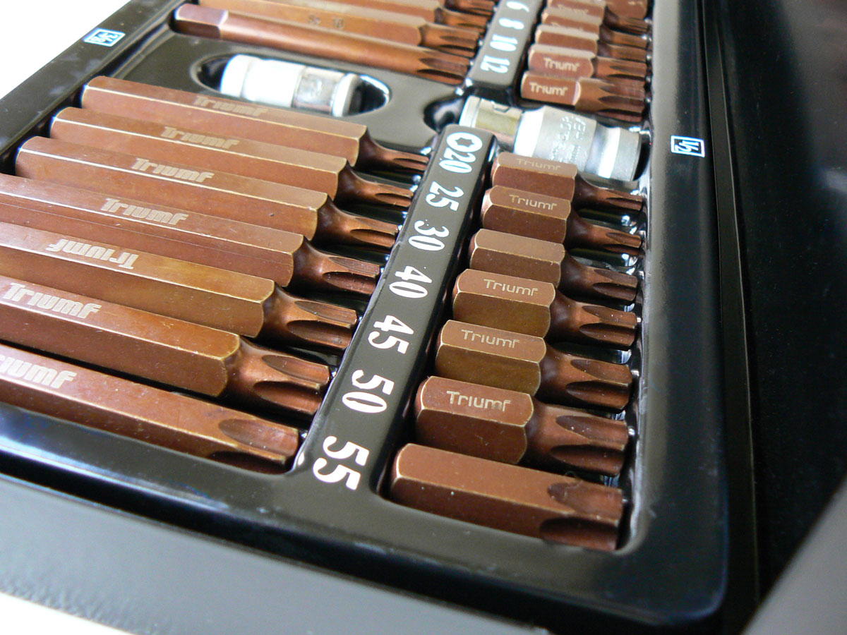 Kombi sada bity 10mm, Inbus, Torx, XZN, adaptér 3/8", 1/2", 40ks, ocel S2, Triumf