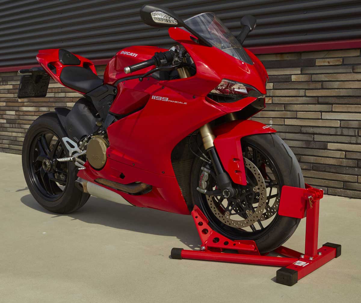 Motocyklový protipojezdový stojan pro uchycení přední pneumatiky, Model 1, červený