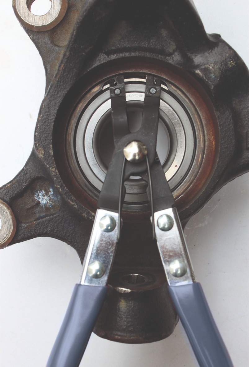 Kleště na pojistné kroužky ložisek kol,  Welzh